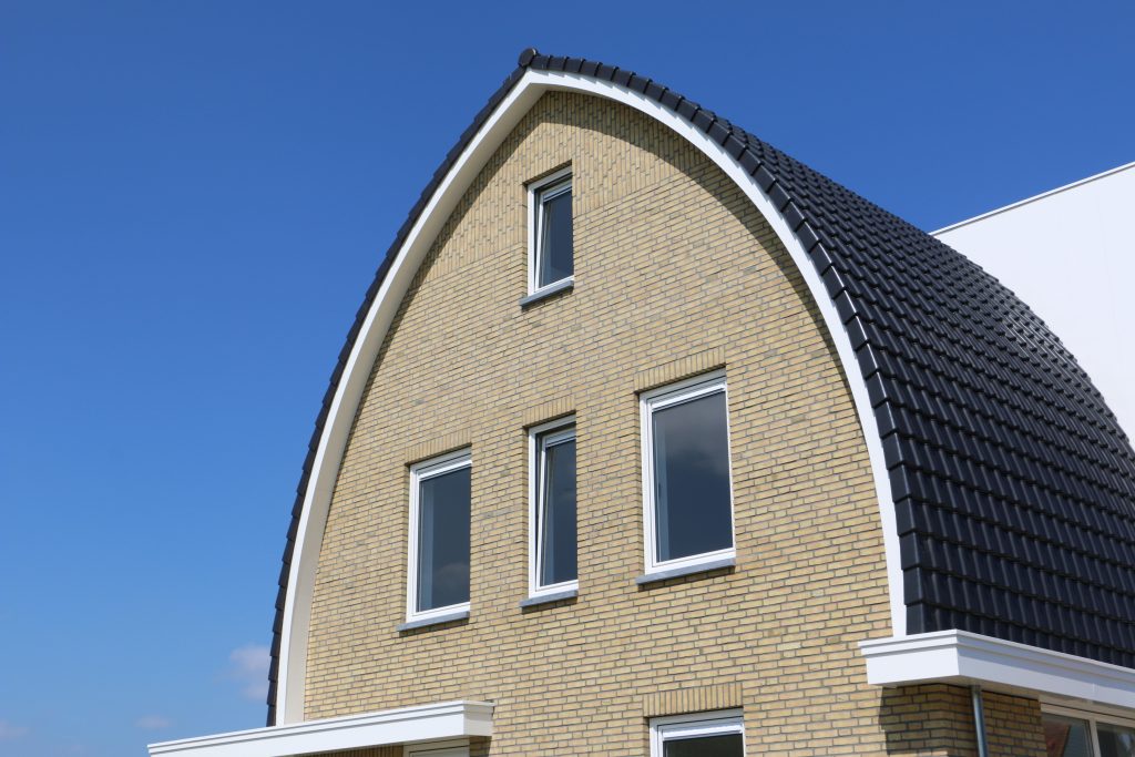 windveer en dakgoot voorzijde woning